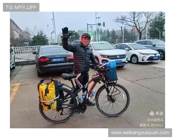 骑行男子路边歇息遇蹊跷：陌生女子强行推车被阻